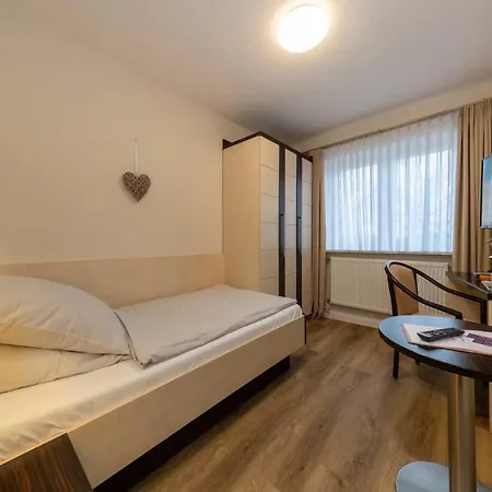 Landgasthof Hotel 3*